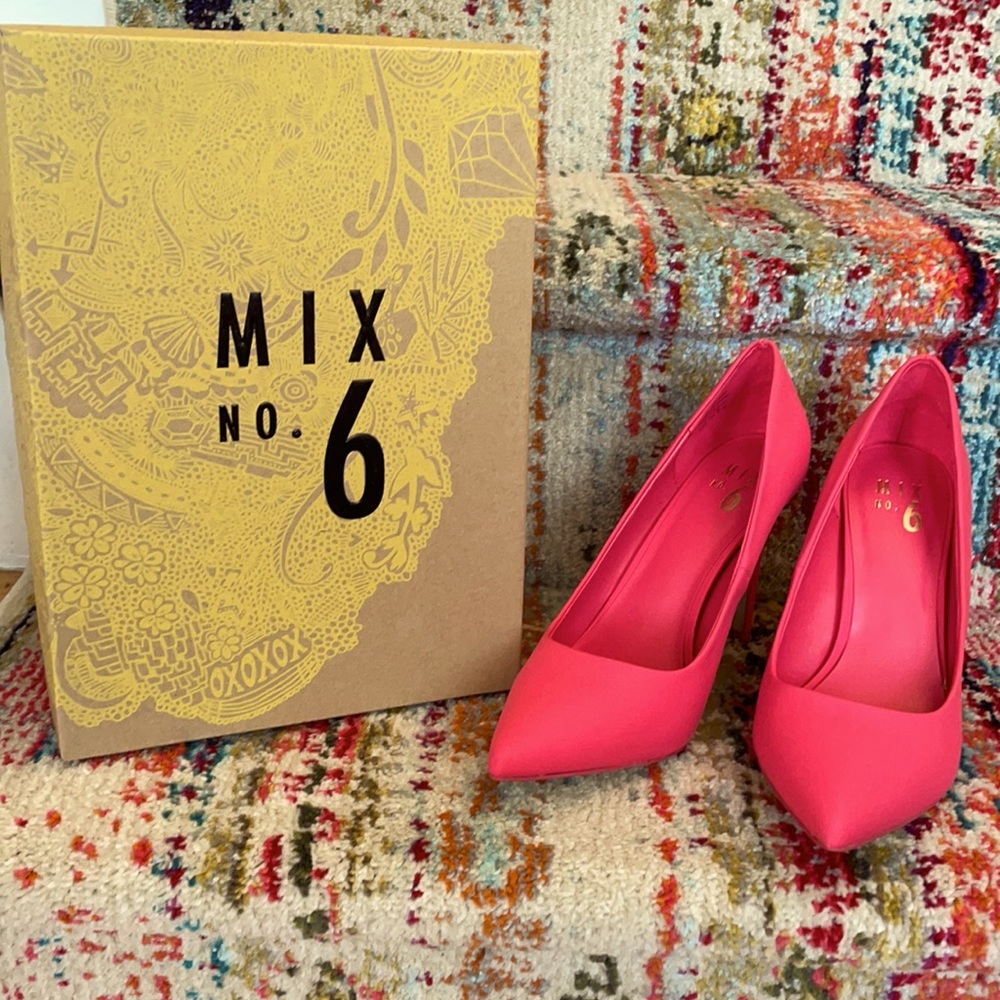 Mix no 6 - Pumps size 8.5
